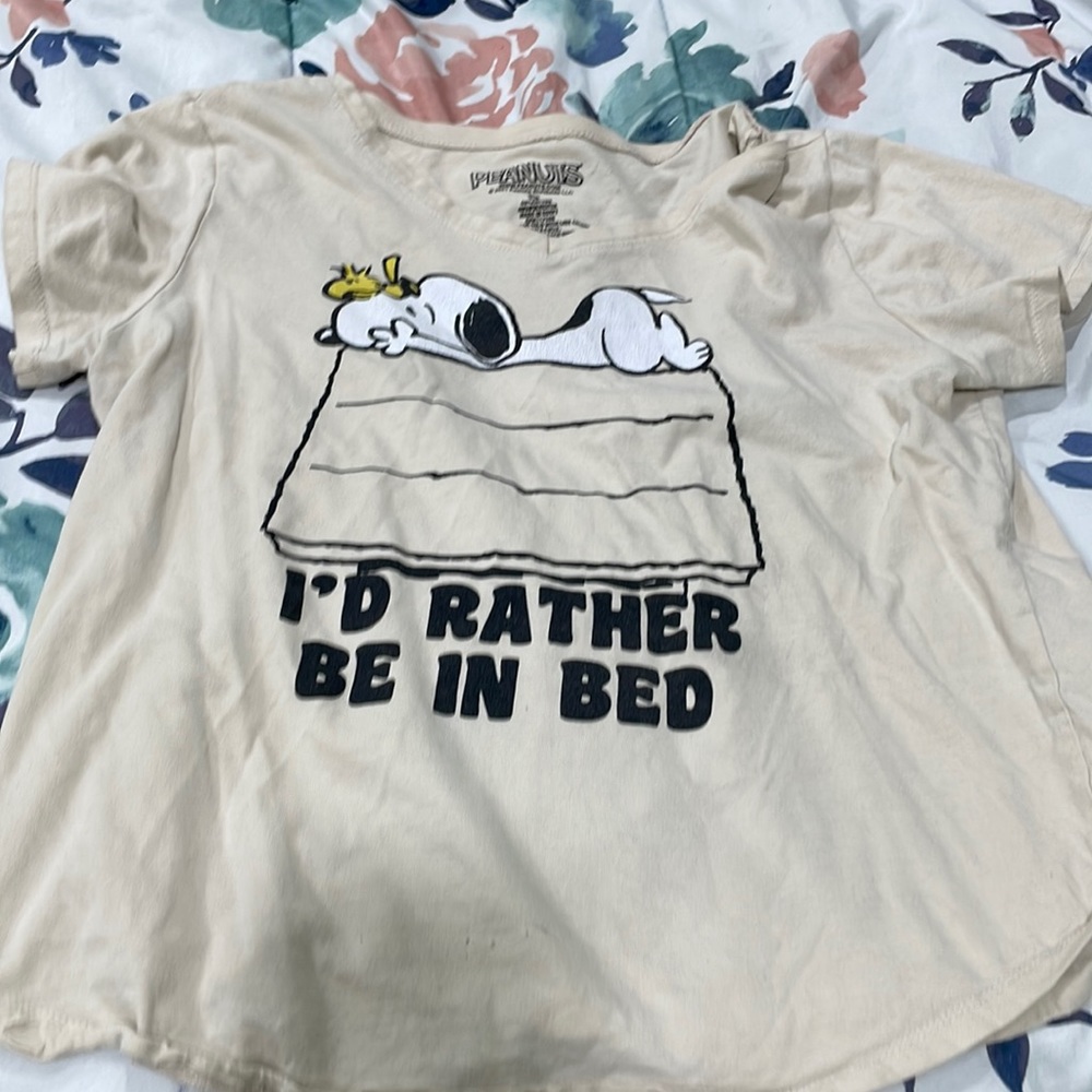 Snoopy shirt
